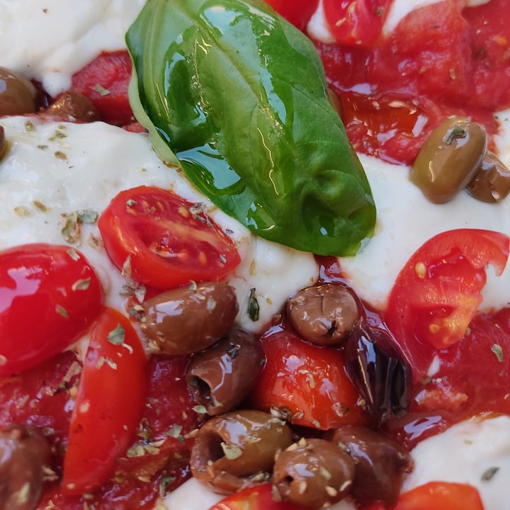 photo of Osteria Casa Mia di Dri Walter pizza vegana shared by @mariagraziation on  21 Aug 2022 - review