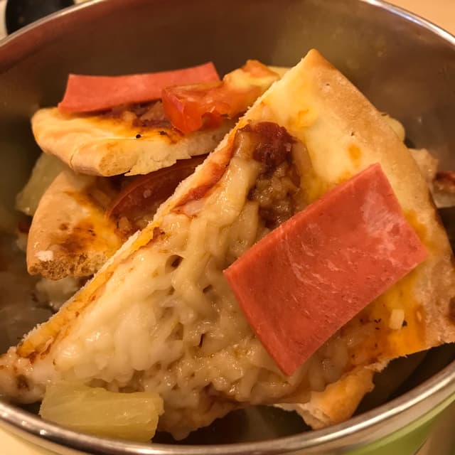 Photo of the dish “Classic Hawaiian Pizza”