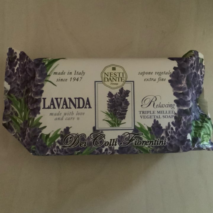 photo of Nesti Dante Sapone Lavanda Dei Colli Fiorentini shared by @camiii9 on  11 Mar 2022 - review