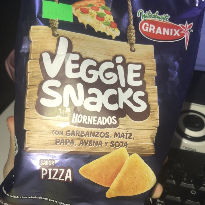 photo of Granix Veggie Snacks sabor Pizza shared by @catalinagoncalves on  09 Aug 2020 - review