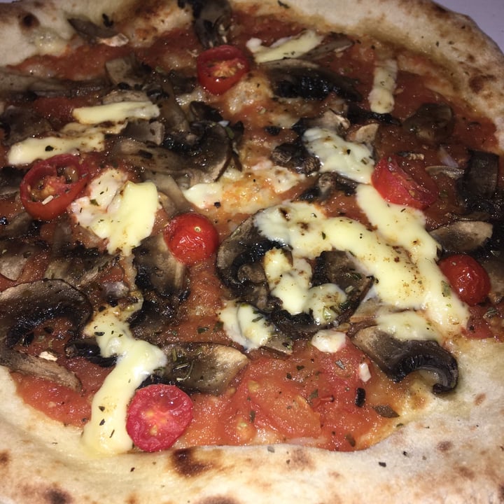 photo of Pizza Youth Pizza de Cogumelos shared by @layzza on  25 Jul 2021 - review