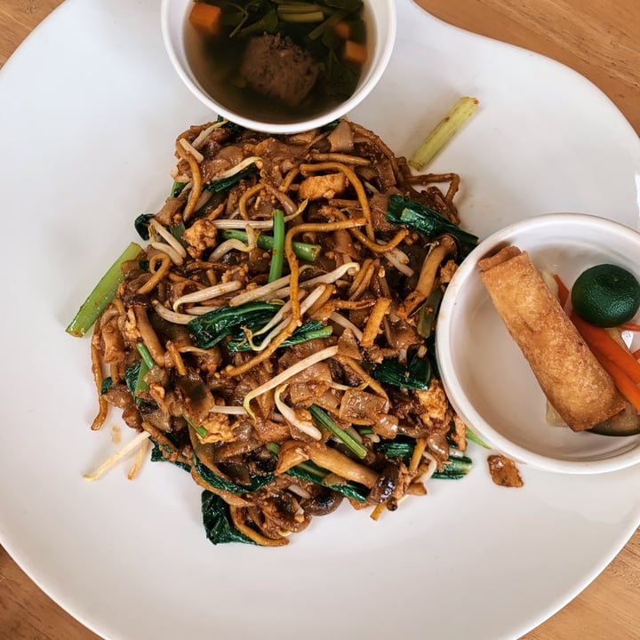 review photo of Loving Hut Lh Char Kway Teow Set shared by @lilykhin on 05 Jan 2021 - review
