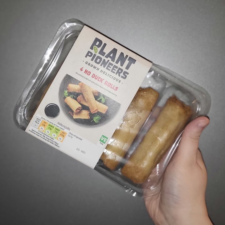 photo of Plant Pioneers No duck rolls shared by @aveganlifewithjess on  25 Nov 2021 - review