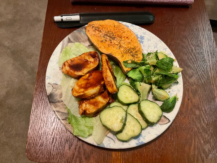 photo of Gardein Sweet and Tangy Barbecue Wings shared by @corgilove on  17 Aug 2022 - review