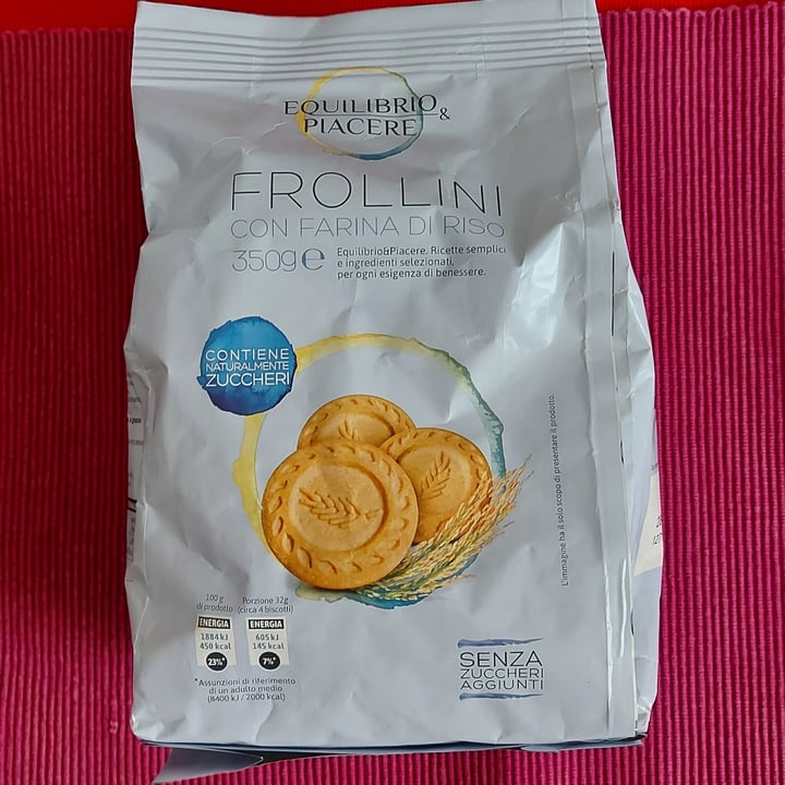 photo of Equilibrio e piacere Frollìni con farina di riso shared by @elenusi on  28 Apr 2022 - review