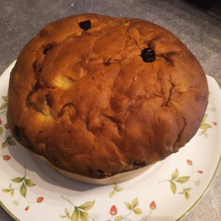review photo of Il Viaggiator Goloso Dolce di Natale con uva sultanina e arancia candita shared by @monica260317 on 25 Nov 2022 - review