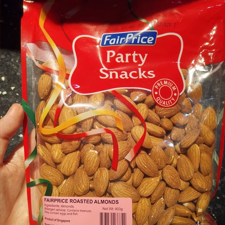 photo of FairPrice roasted almonds shared by @plantiful on  29 Nov 2020 - review