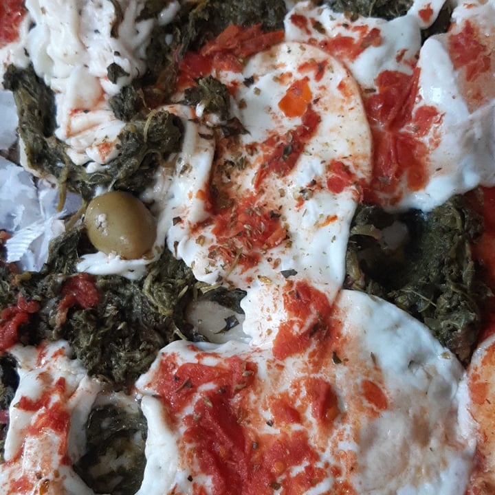 photo of Olivia Empanadas & Pizzas - Avellaneda Pizza De Verduras Vegana shared by @romisole on  22 May 2022 - review