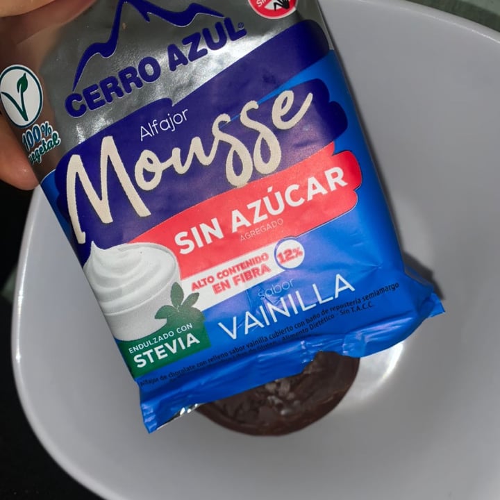 photo of Cerro Azul Alfajor Mousse de Vainilla shared by @abi1702 on  15 Mar 2022 - review