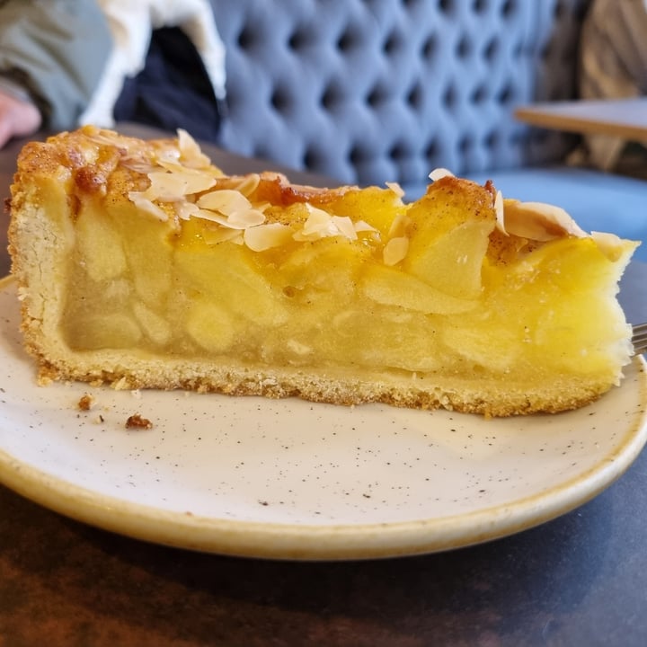 review photo of Nordvegan Apple Pie shared by @jazzyk on 28 Oct 2022 - review