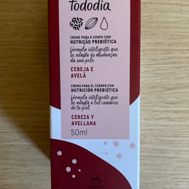 photo of Natura Body Splash Tododia Cereza y Avellana shared by @claudiastoeglehner on  13 May 2022 - review