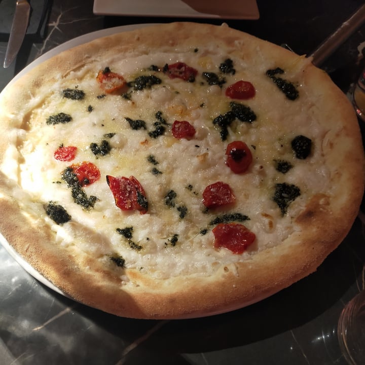 review photo of Choose Restaurante Vegano Pizza pesto shared by @miura on 10 Nov 2022 - review