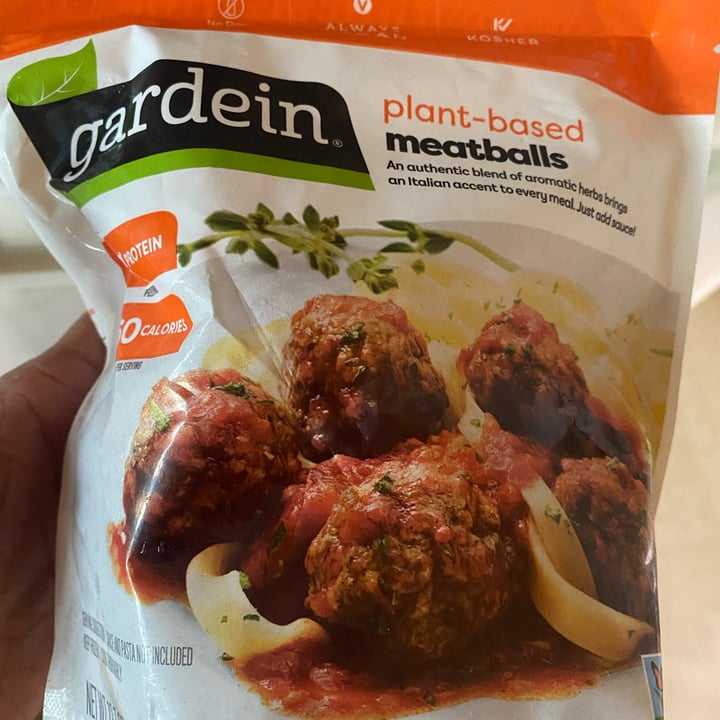 photo of Gardein Plant-Based Meatballs shared by @aimeeleroi on  07 Dec 2021 - review