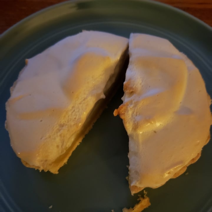 photo of Hark! Cafe Lemon Meringue shared by @jenicalyonclapsaddle on  07 Nov 2021 - review