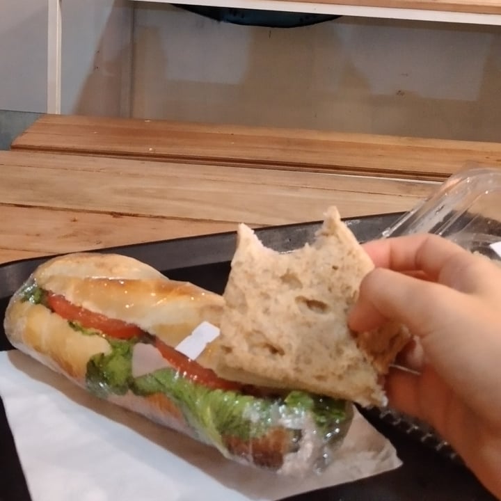 photo of Futuro Veggie - Coffee & Deli Sándwich de Miga shared by @mily-lbs on  11 Feb 2021 - review