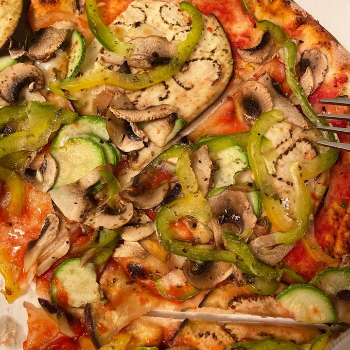 photo of da Tonino pizza con verdure shared by @frasabb on  23 Jul 2022 - review