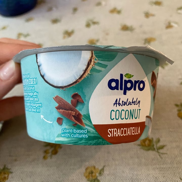 photo of Alpro Absolutely Coconut Stracciatella shared by @michelavegan on  22 Sep 2022 - review