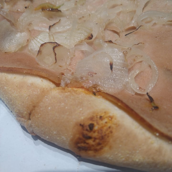 photo of Pop Vegan Food Pizza de lombo shared by @marcelarmb on  07 Sep 2021 - review