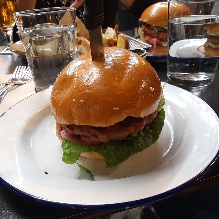 photo of Amaya Burger Vegan Burger shared by @itsaso on  31 Dec 2021 - review