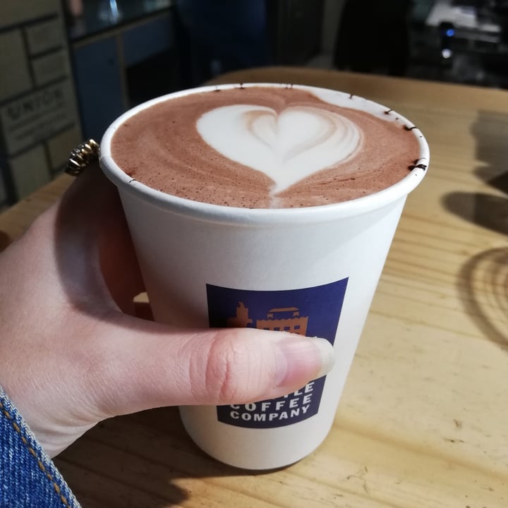 photo of Seattle Coffee Company Hot chocolate shared by @gypsygirlgoes on  08 Aug 2020 - review