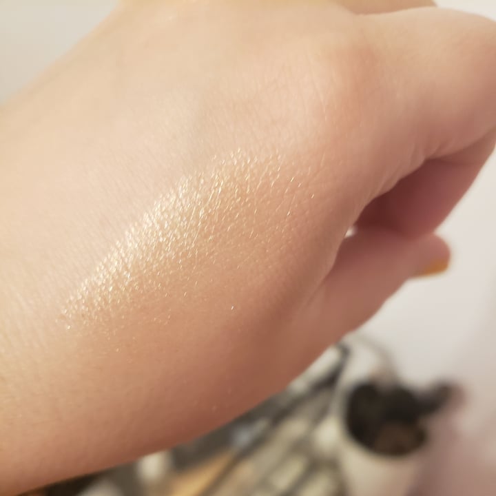 photo of Milk Makeup Highlighter shared by @morningcoffee on  03 Jun 2021 - review