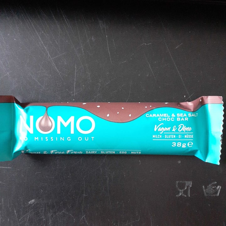 review photo of NOMO Caramel & Sea Salt Choc Bar shared by @beatedeutschendorff on 23 Jul 2021 - review