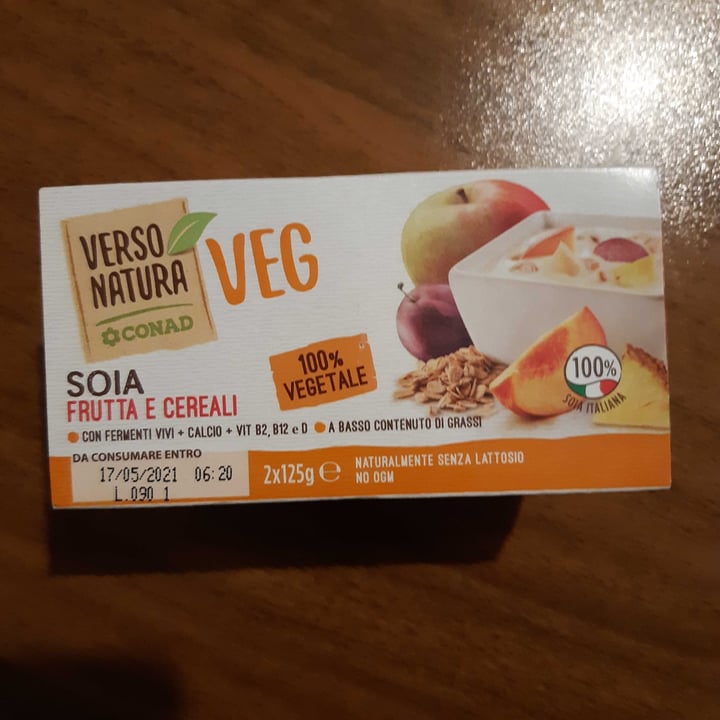 photo of Verso Natura Conad Veg Yogurt Soia Frutta e Cereali shared by @francescabal on  24 Apr 2021 - review