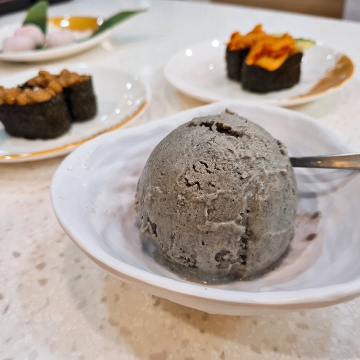 photo of Saute Sushi Vegan Black Sesame ice cream shared by @kces on  01 Oct 2021 - review