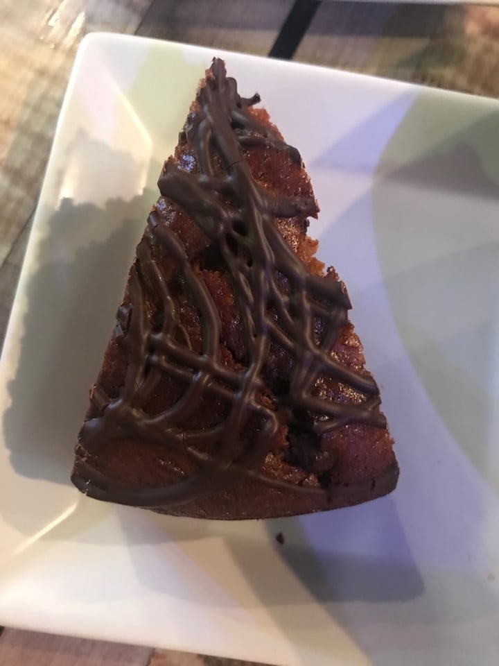 photo of WellSmoocht chocolate banana cake shared by @veggieoty on  11 Feb 2020 - review