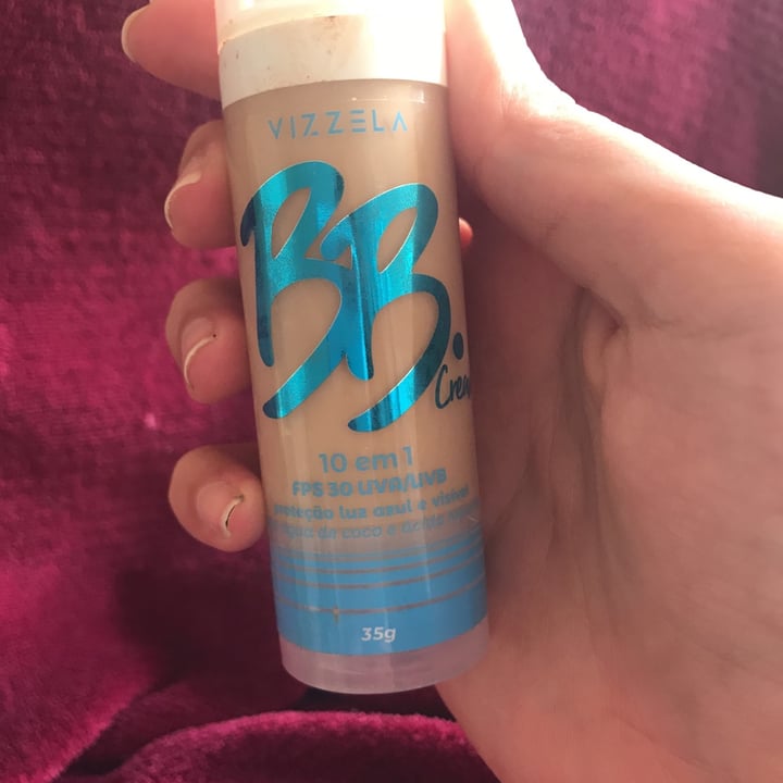 photo of Vizzela Cosméticos BB Cream shared by @luanaperuzzi on  23 Jul 2021 - review