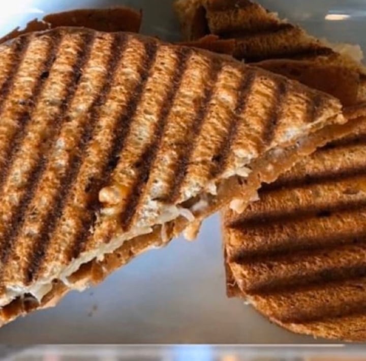 photo of Karma Cream Vegan Pest-Rami Sandwich shared by @heyitsmariam on  21 Apr 2020 - review