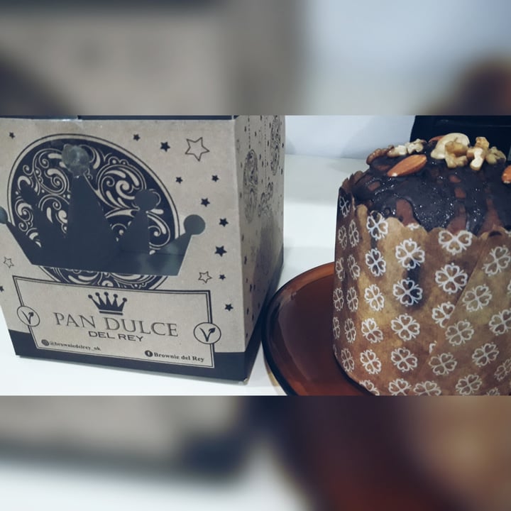 review photo of Brownie del Rey Pan Dulce con Frutos Secos shared by @silvanagilarski on 15 Jan 2021 - review