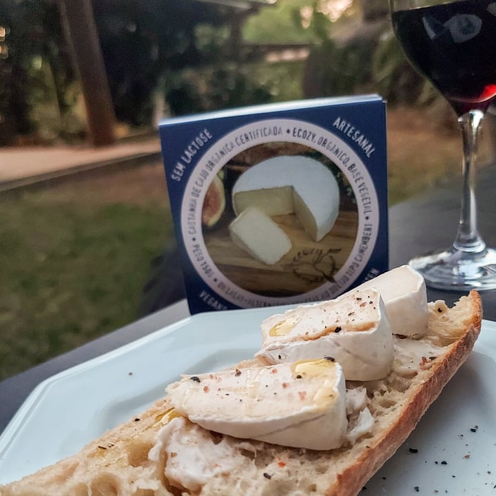 review photo of Ecozy Queijo Camembert Trufado shared by @fabioortiz on 17 Jul 2021 - review