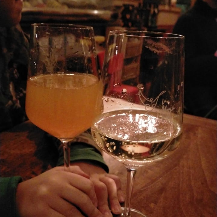 review photo of la moglie ubriaca - già frittole vineria Cedrata e aranciata shared by @claavit on 20 Jan 2023 - review