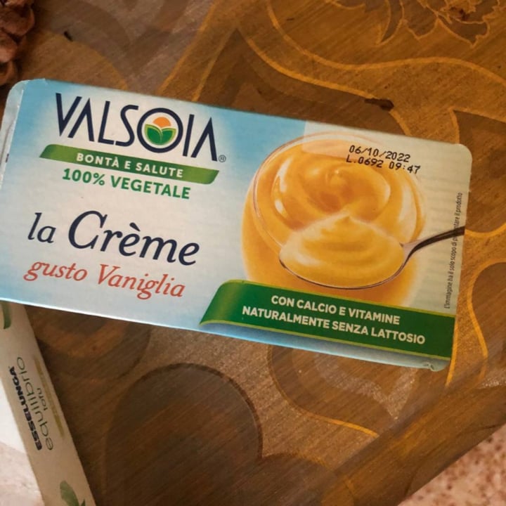 photo of Valsoia La Crème Gusto Vaniglia shared by @lunaluna on  13 Jun 2022 - review