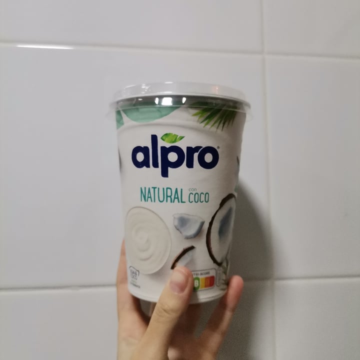 review photo of Alpro Natural Con Coco Yogurt shared by @nikius09 on 16 Oct 2020 - review