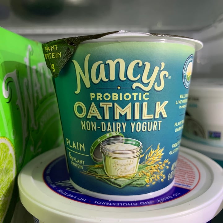 photo of Nancy's Yogurt Probiotic Oatmilk Non-Dairy Yogurt Plain shared by @allhess on  04 Jun 2020 - review