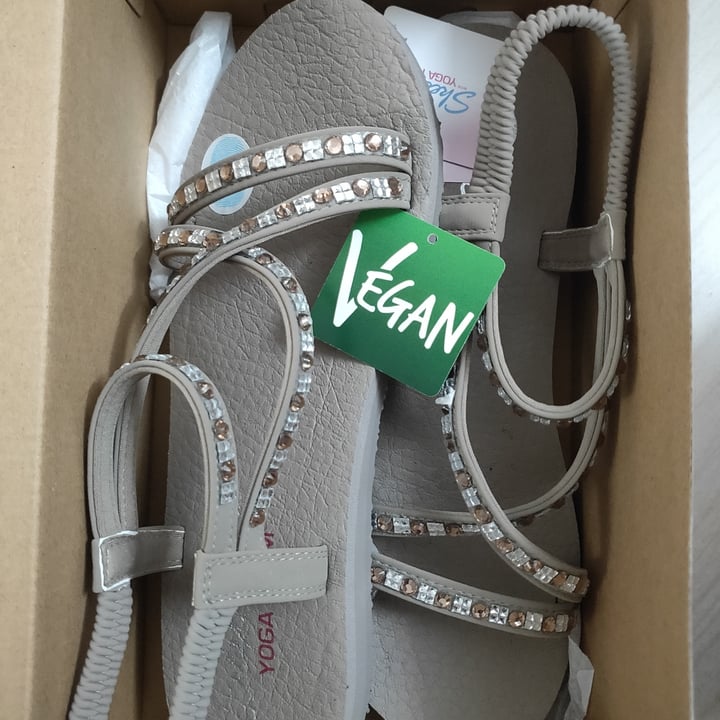 review photo of Skechers California Comfort Yoga Foam shared by @anbu on 13 Jun 2022 - review