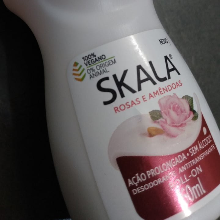 review photo of Skala Desodorante Antitranspirante Rosas e Amêndoas shared by @jugennari on 26 Jun 2022 - review