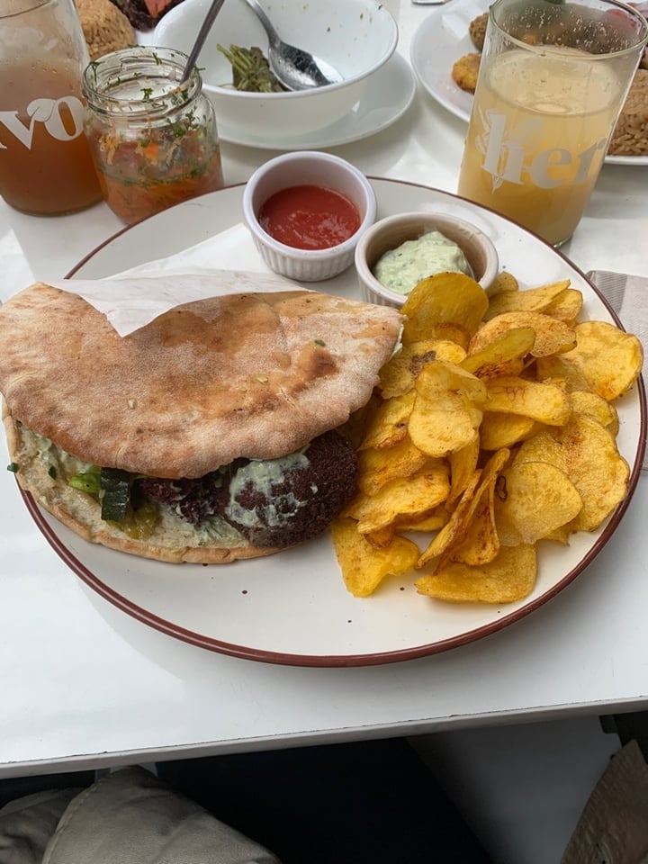 review photo of Hervíboro Cocina Vegana Pita Vegana shared by @danabananaa on 23 Feb 2020 - review