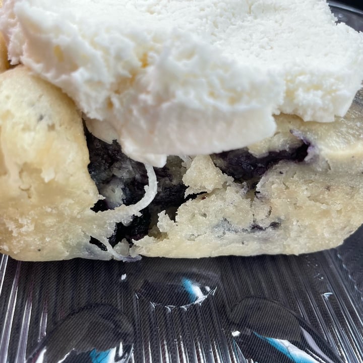 photo of Claire's Corner Copia, Since 1975 Vegan Lemon Blueberry Frosted Loaf shared by @risinghope on  25 Apr 2022 - review