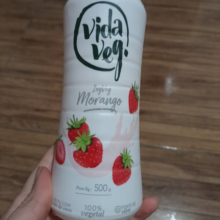 photo of Vida Veg Iogurte De Morango shared by @sahvieira on  03 Jul 2022 - review