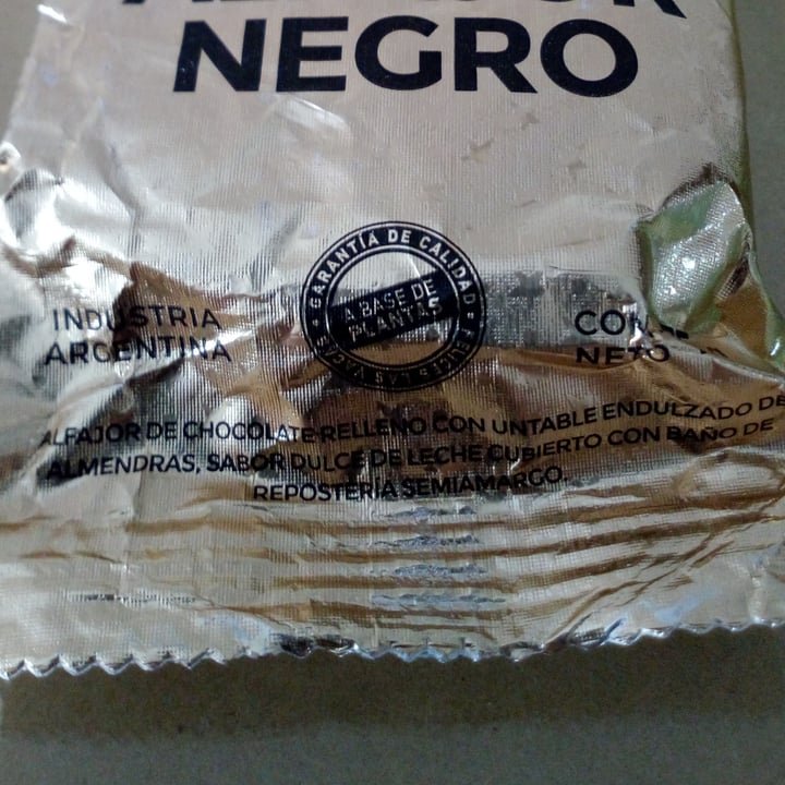 review photo of Felices Las Vacas Alfajor Negro shared by @marielita on 14 Feb 2021 - review