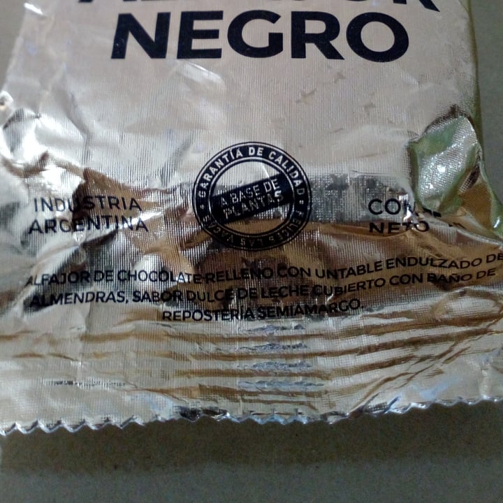 photo of Felices Las Vacas Alfajor Negro shared by @marielita on  14 Feb 2021 - review