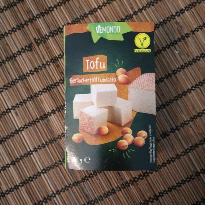 photo of Vemondo Tofu affumicato shared by @simos78 on  01 Oct 2021 - review