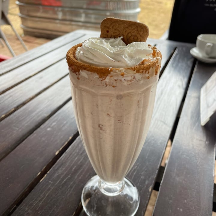 review photo of Asher's Corner Cafe @ Ashers Farm Sanctuary Milktart Mylkshake shared by @veg-eater-cam on 10 Oct 2021 - review