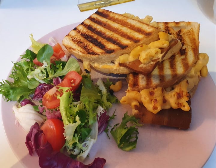 photo of Naked Bakery Mac N Cheese Toastie shared by @gwennypenny on  17 Jan 2020 - review