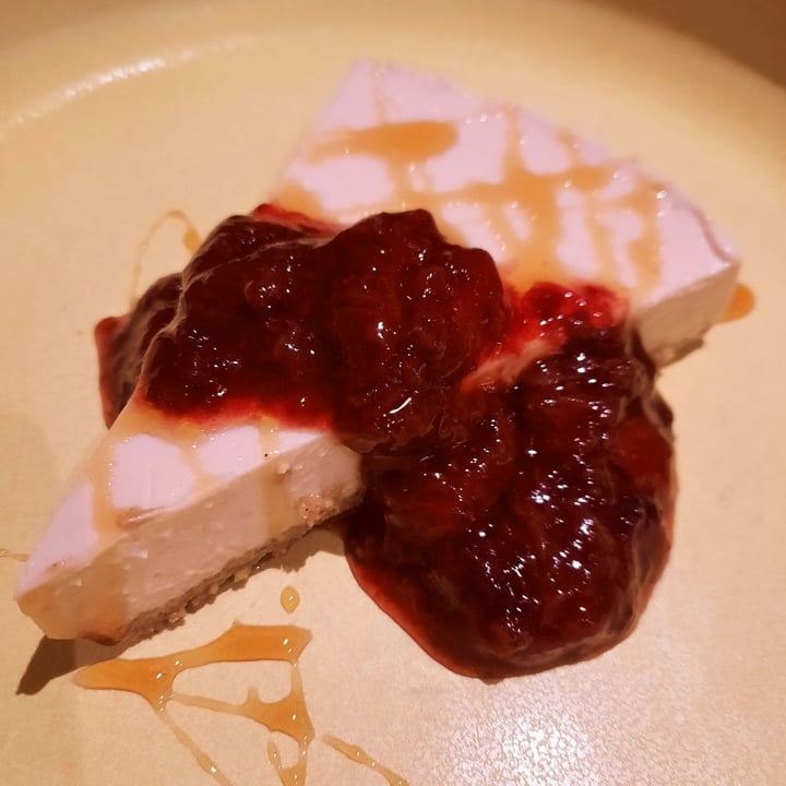 review photo of Restaurante Curcuma Tarta De "Keso" shared by @saramanzana on 08 Jul 2022 - review