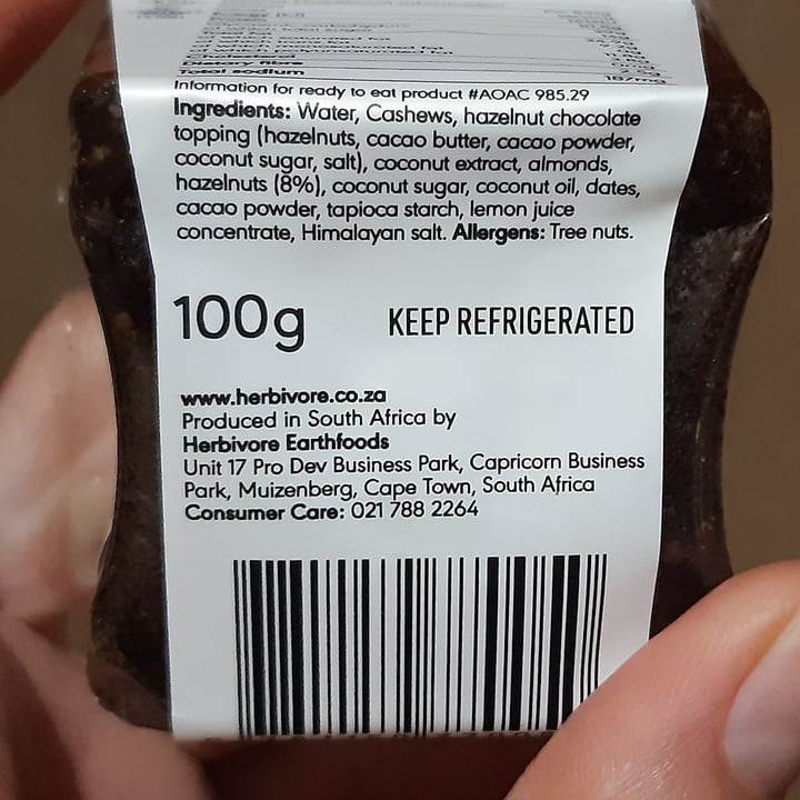 review photo of Herbivore Hazelnut Chocolate Cheesecake shared by @lpandel on 07 Nov 2021 - review