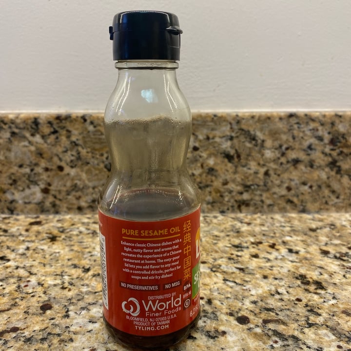 review photo of ty ling pure sesame oil shared by @veganmeandyou on 08 May 2022 - review